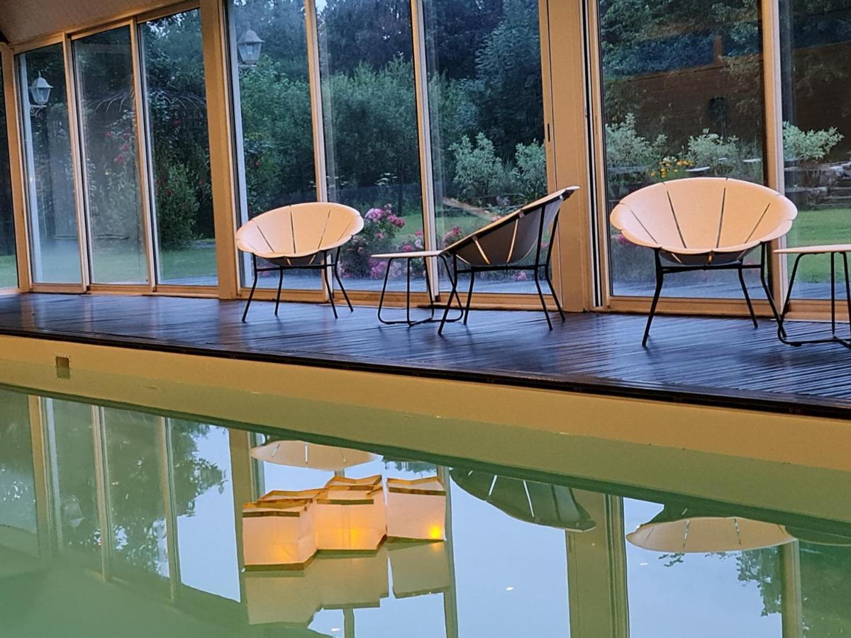 Le Manoir Des Marronniers 호텔 Sully  외부 사진